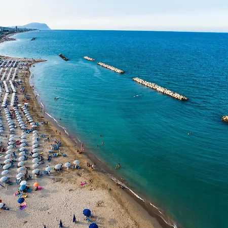 Villa Belvilla By Oyo Zimmerman Montecosaro (Marche)